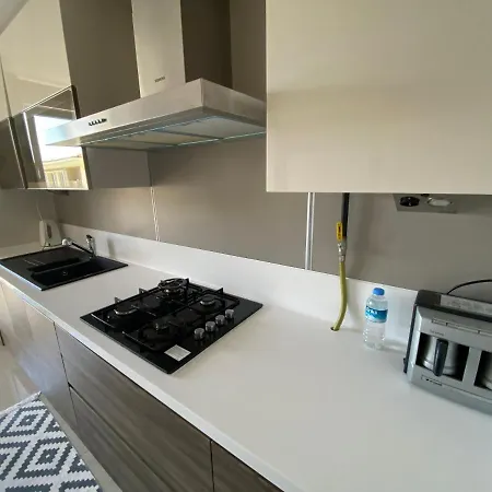 Deniz Istanbul Compound 3+1 Apartment With Amazing View