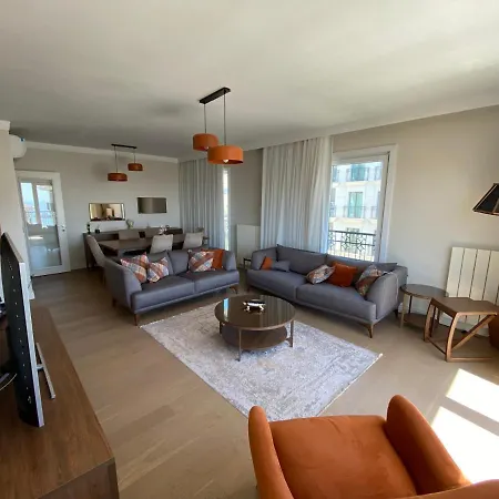 Deniz Istanbul Compound 3+1 Apartment With Amazing View
