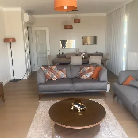 Deniz Istanbul Compound 3+1 Apartment With Amazing View شقة اسطنبول