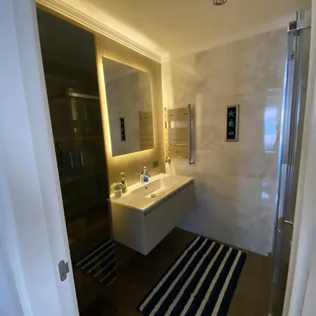 Deniz Istanbul Compound 3+1 Apartment With Amazing View דירה *