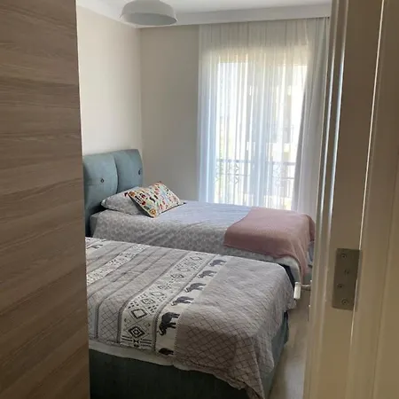 Deniz Istanbul Compound 3+1 Apartment With Amazing View *
